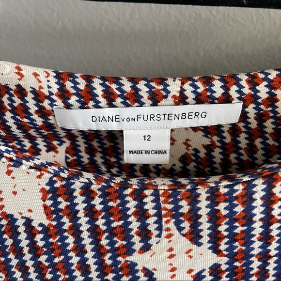 Diane Von Furstenberg ruched waist shift dress - Picture 2 of 2